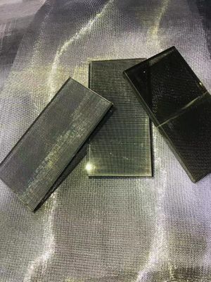 O âmbar resistente 6.5mm do revestimento da abrasão laminou a rede de arame de vidro