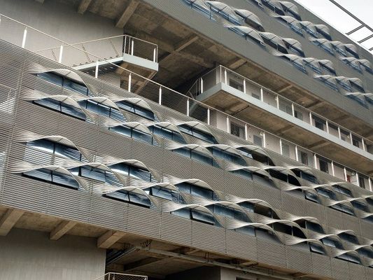 O círculo afia a rede de arame irregular 0.38MM laminou os painéis de vidro