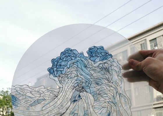 Os pássaros a cópia de Digitas que da imagem esmaltou 8mm coloriram os painéis de vidro