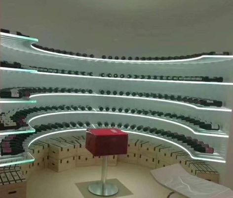 A loja do projeto gráfico furou o vidro moderado claro de 8mm