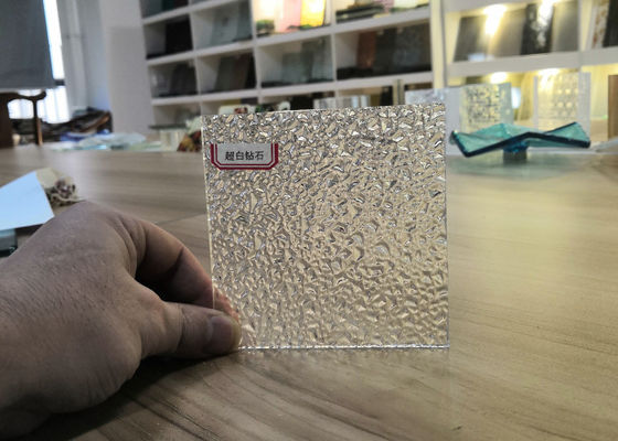 Modelado endureceu o vidro claro das portas do chuveiro de 12mm