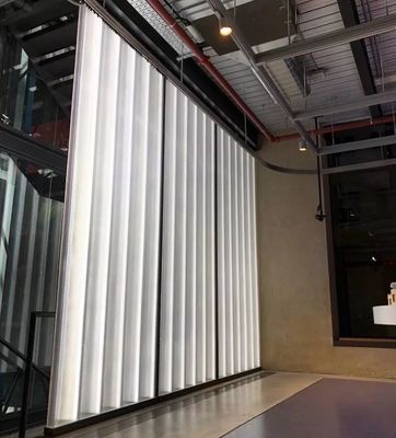 Vidro temperado decorativo exterior da separação 6mm do corrimão