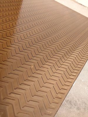 Corte contemporâneo modelado de 6mm para medir o vidro